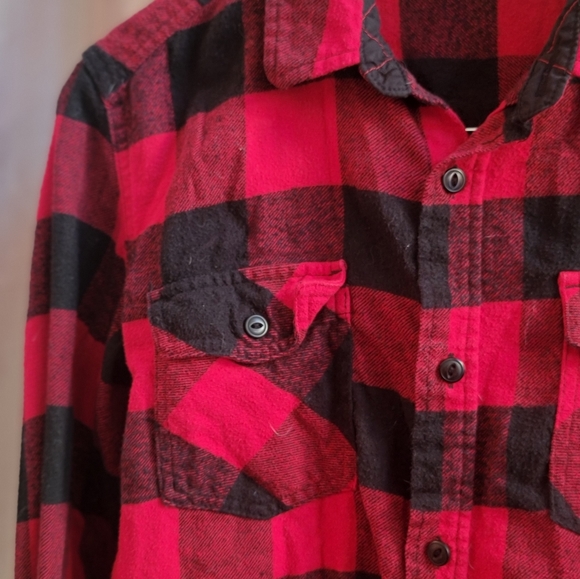 Burnside red Buffalo plaid buttondown flannel - Picture 2 of 3